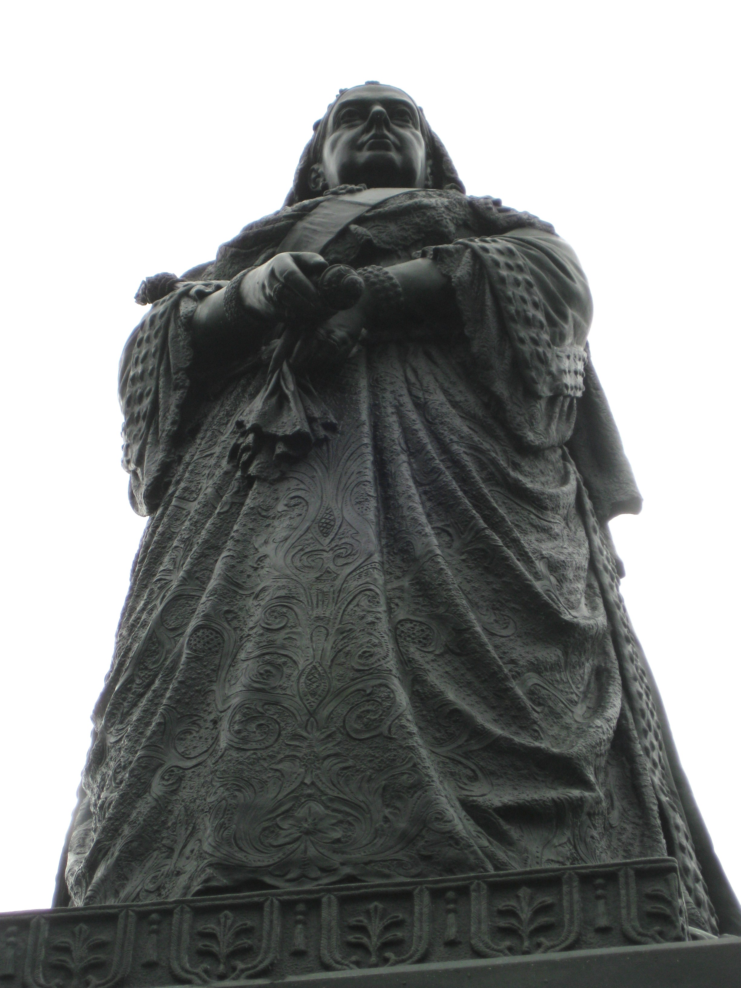 Queen Victoria Statue Unveiled 25th May 1903 Discover The Delights